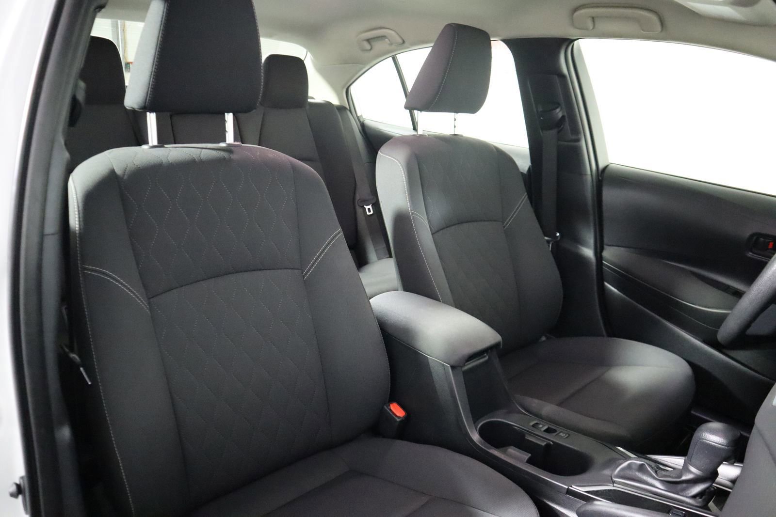 Used 2023 Toyota Corolla LE image 59