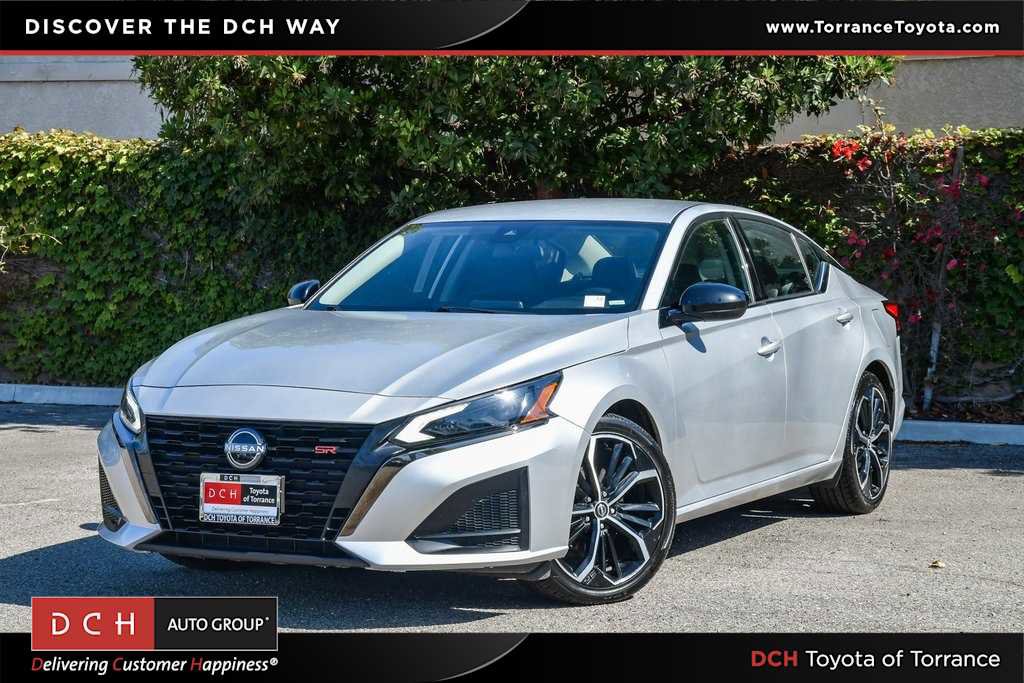 Used 2023 Nissan Altima 2.5 SR