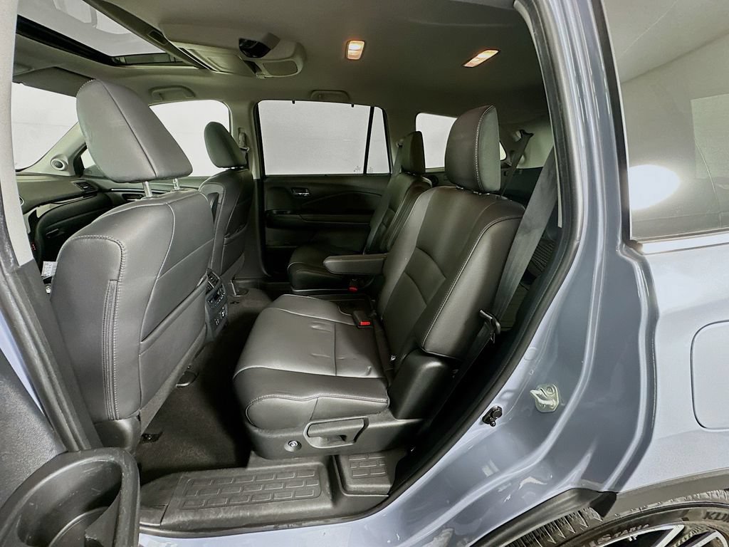 Certified 2022 Honda Pilot Touring image 24