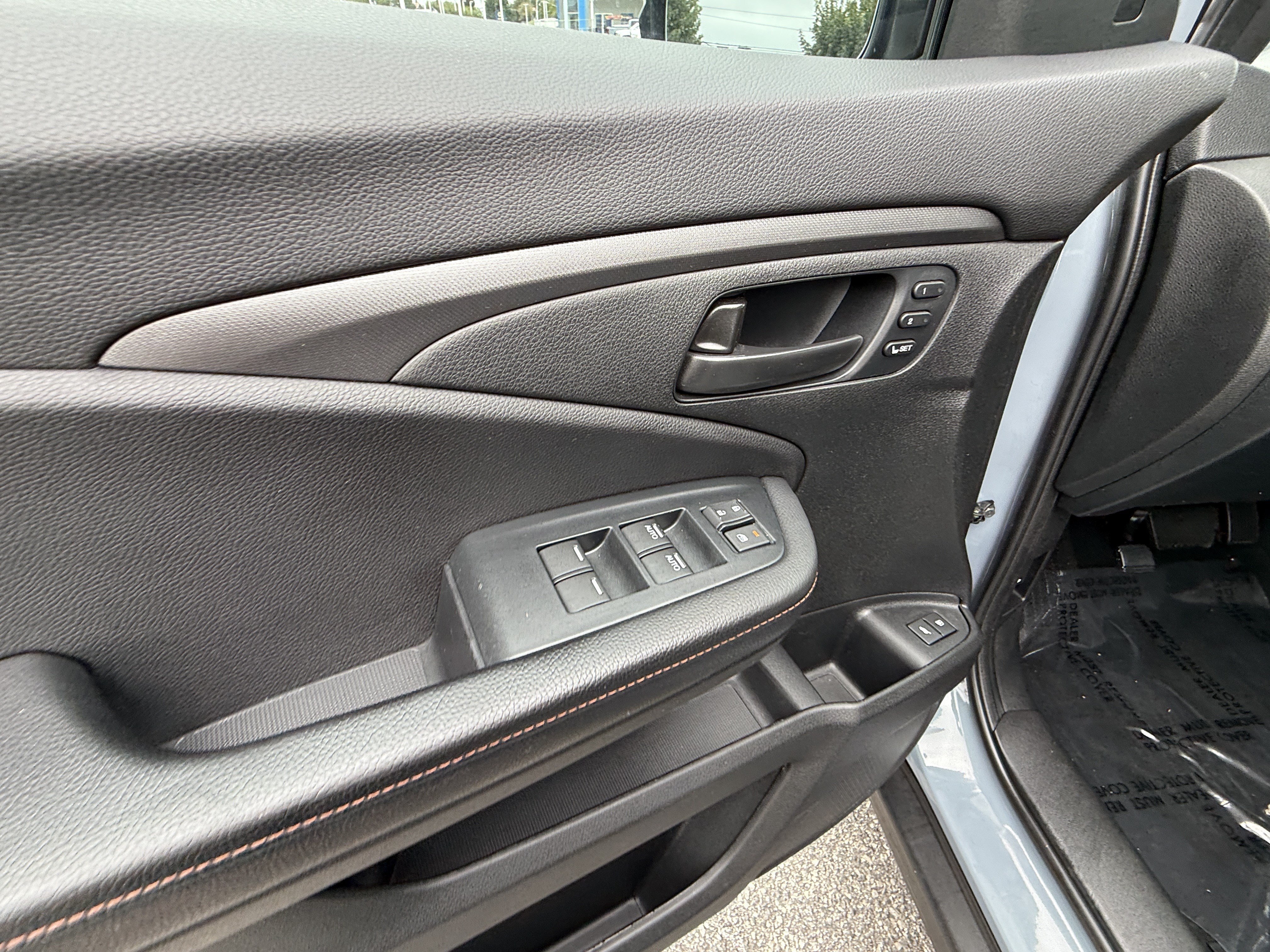 Used 2023 Honda Passport TrailSport image 15
