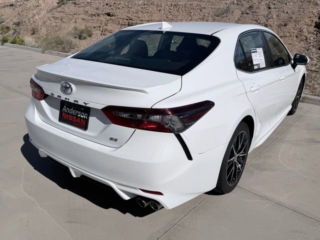 Used 2023 Toyota Camry SE image 8