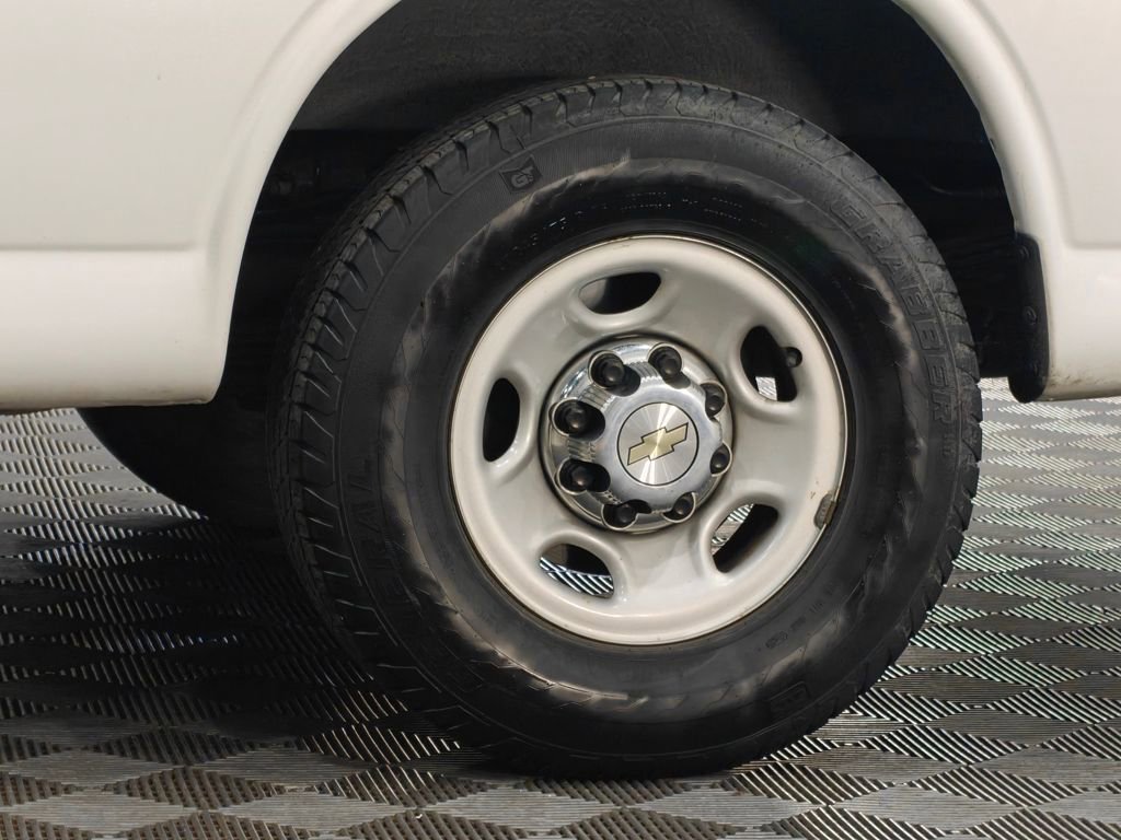 Used 2016 Chevrolet Express 3500 LT w/ LT Preferred Equipment Group image 38