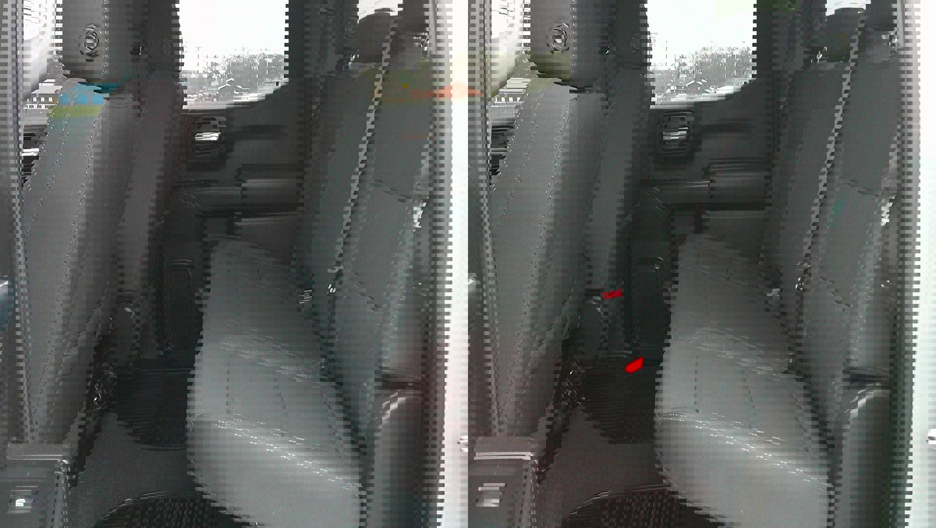 Used 2024 Chevrolet Silverado 1500 Custom Trail Boss image 12