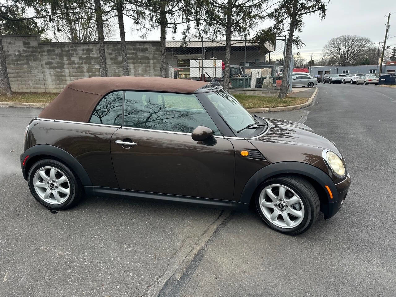 Used 2010 MINI Cooper Convertible w/ Cold Weather Pkg image 7