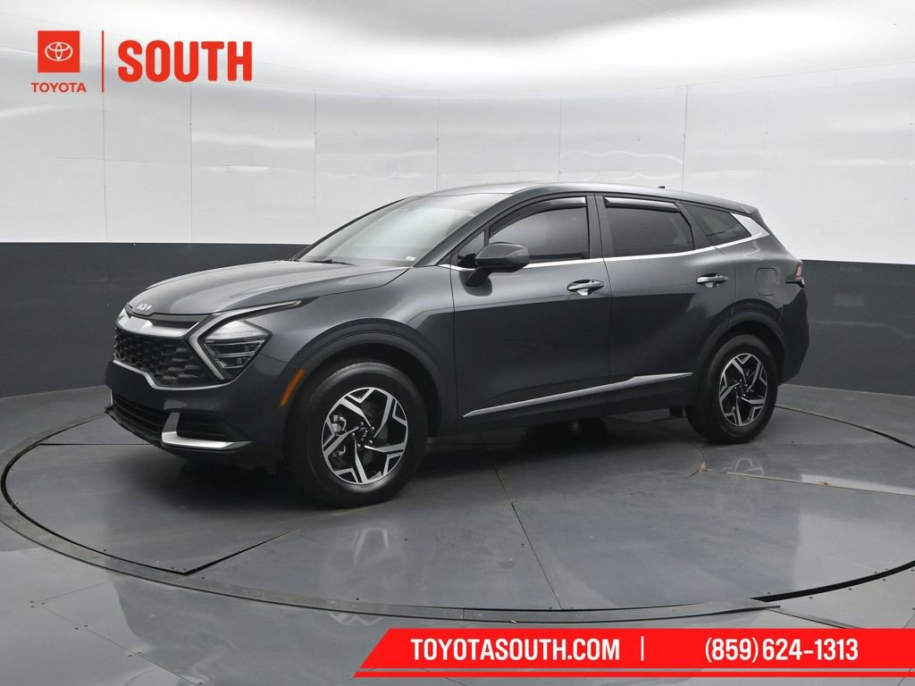 Used 2024 Kia Sportage LX image 7