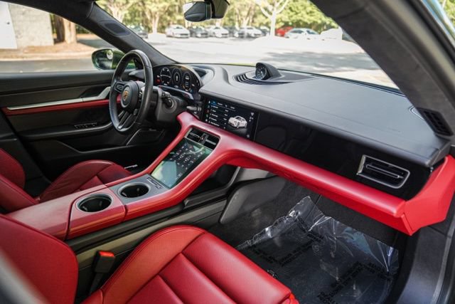 Used 2020 Porsche Taycan Turbo S AWD/4WD image 27