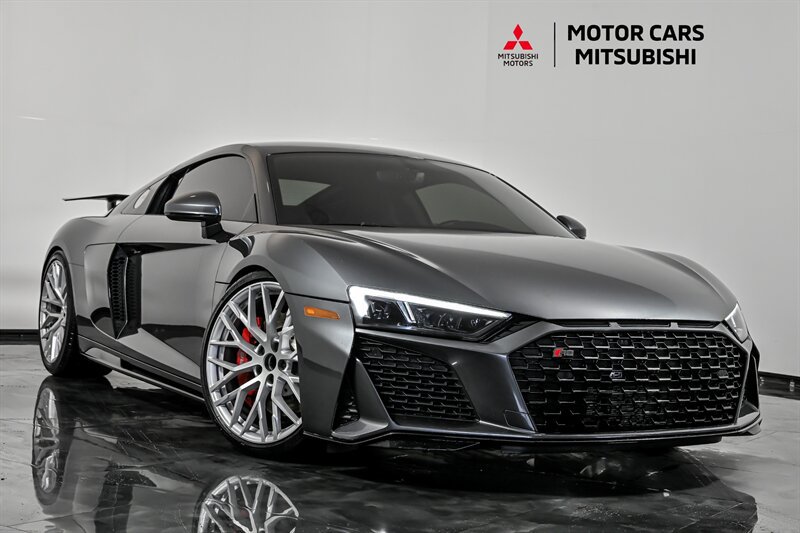 Used 2020 Audi R8 V10 w/ 20" Wheel Package