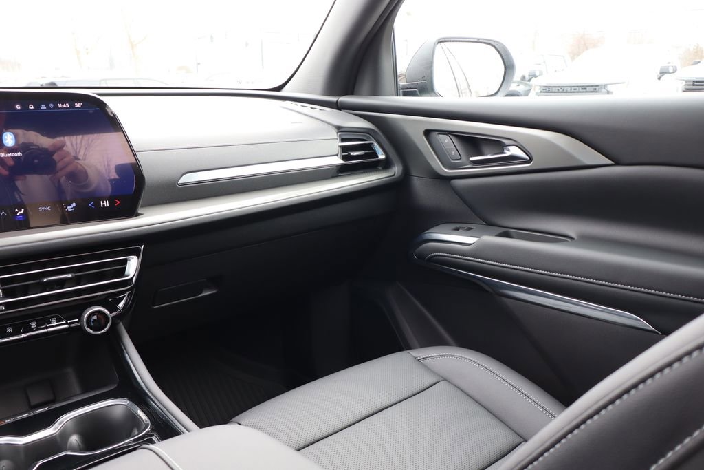 New 2026 Chevrolet Traverse LT w/ Sun and Wheel Package image 41