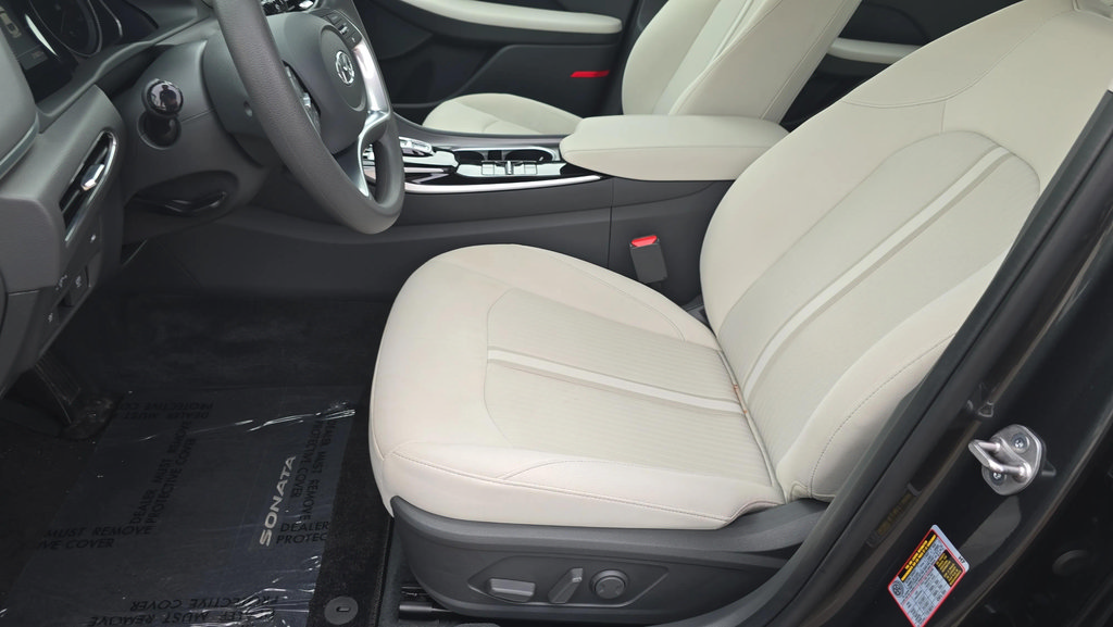 Certified 2023 Hyundai Sonata SEL FWD image 17
