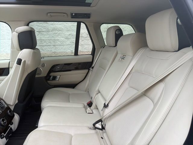 Used 2020 Land Rover Range Rover HSE AWD/4WD image 12
