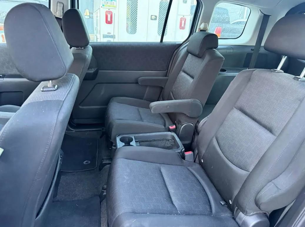 Used 2010 MAZDA MAZDA5 Sport image 8