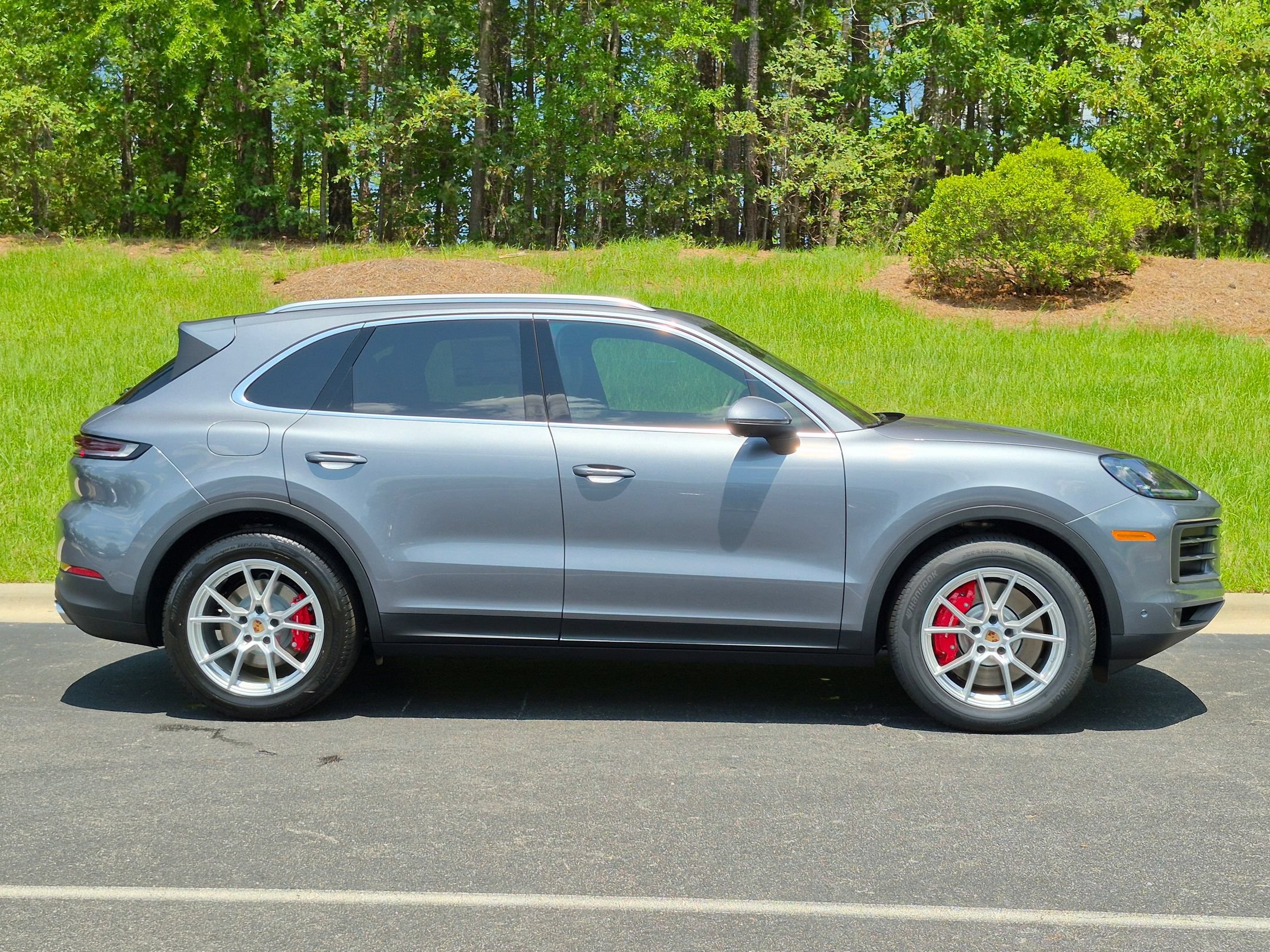 New 2026 Porsche Cayenne S AWD/4WD image 33