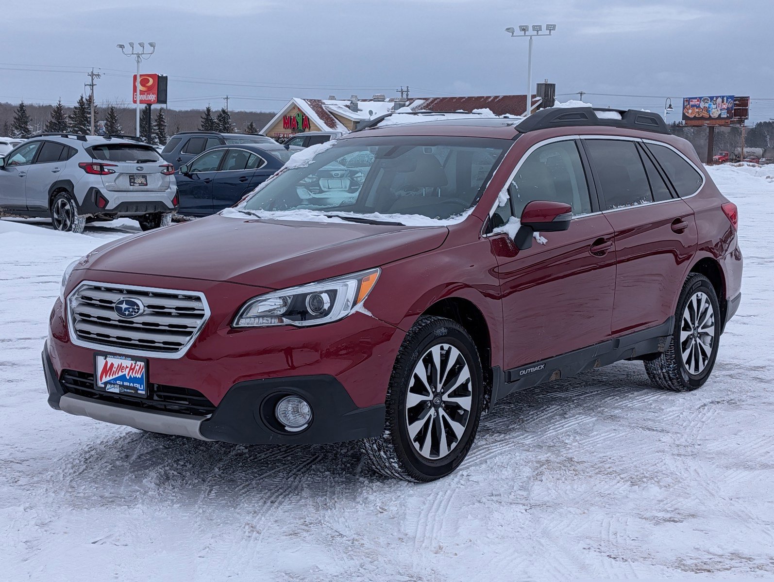 Used 2017 Subaru Outback 2.5i Limited image 3
