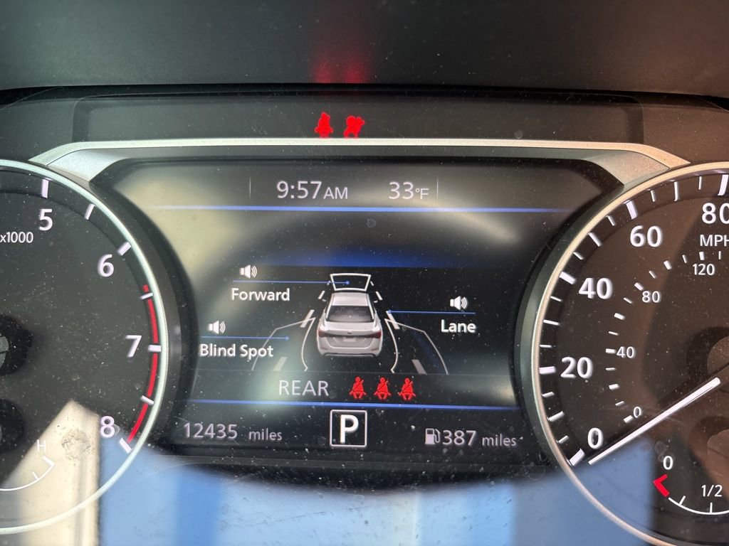 Certified 2024 Nissan Sentra SV FWD image 9