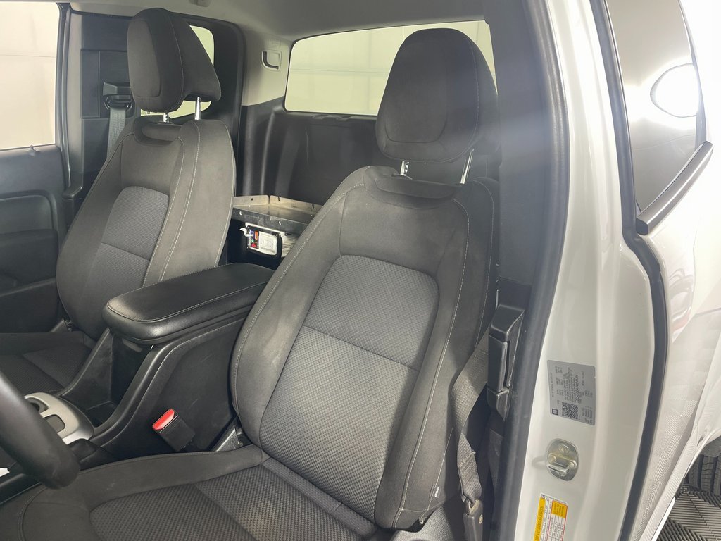 Used 2022 Chevrolet Colorado LT w/ Fleet Safety Package RWD image 22