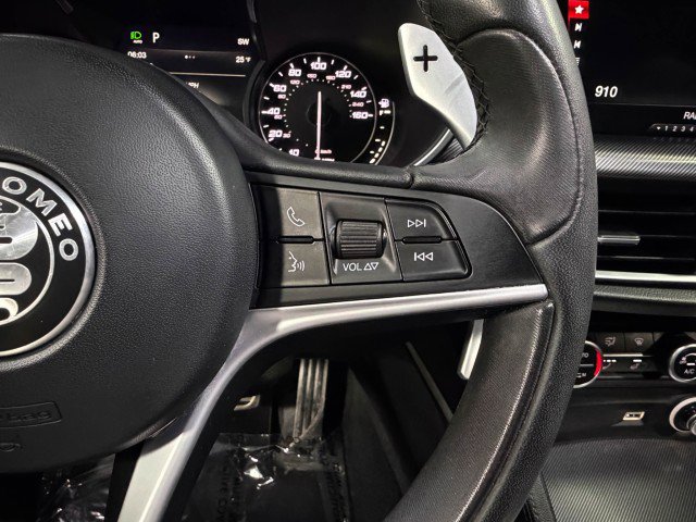 Used 2018 Alfa Romeo Stelvio Ti Sport image 20