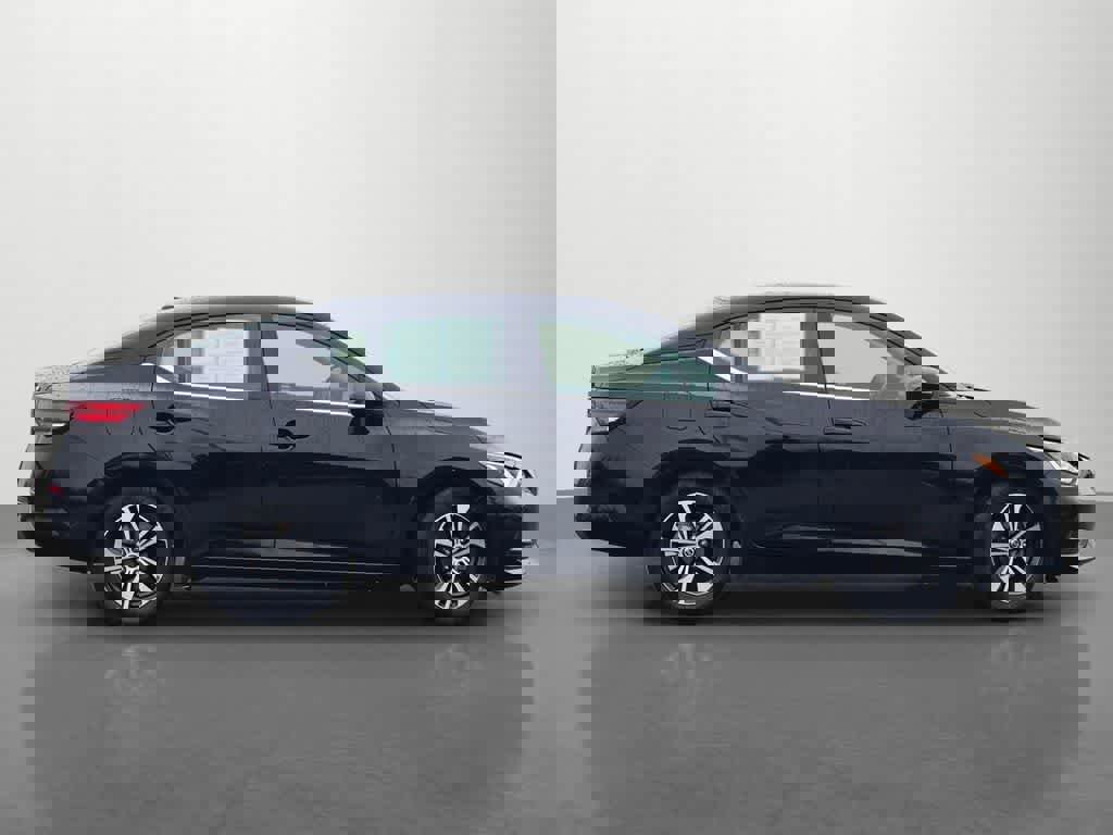 Used 2023 Nissan Sentra SV FWD image 7