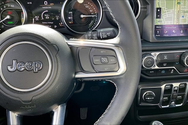 Used 2023 Jeep Wrangler Unlimited Sahara image 12
