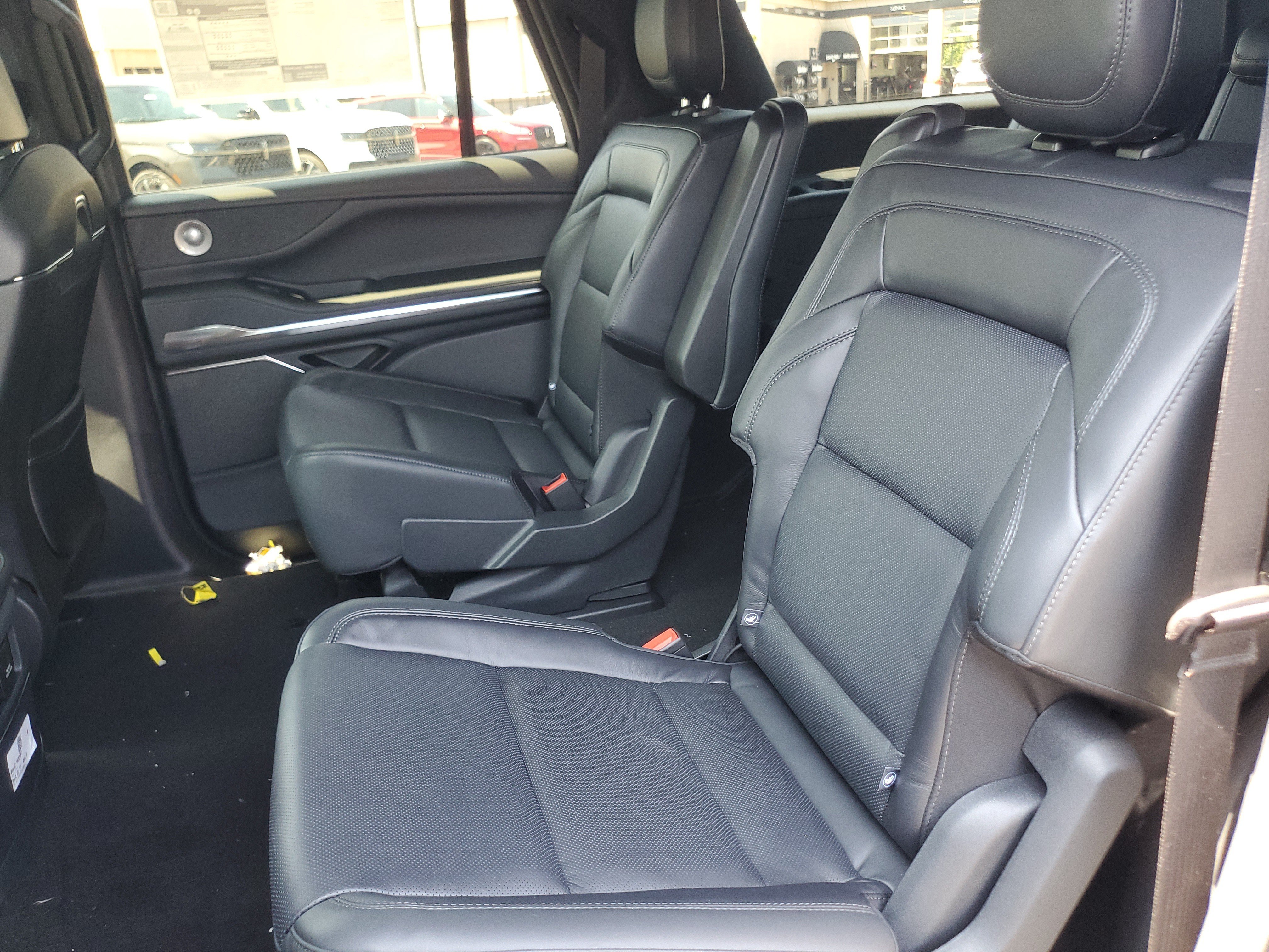 New 2027 Lincoln Navigator L Reserve w/ Jet Appearance Package AWD/4WD image 30