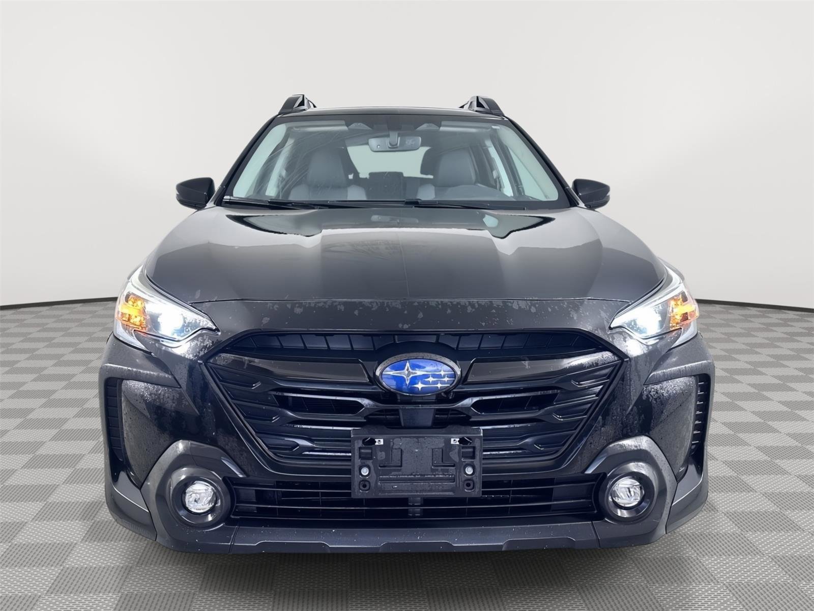 Used 2023 Subaru Outback Onyx Edition image 2