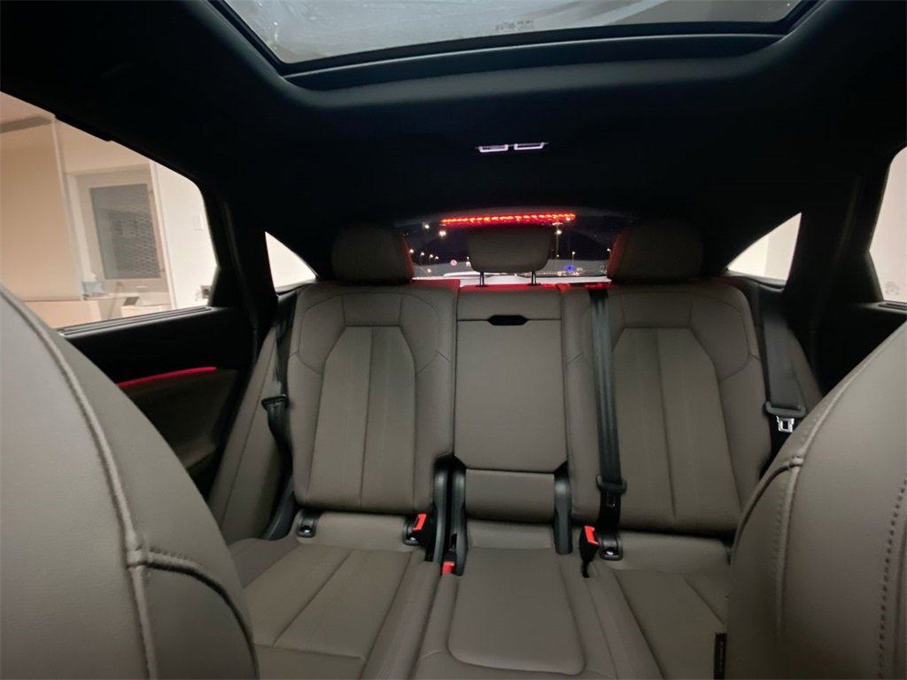 New 2025 Audi Q5 Premium Plus image 23