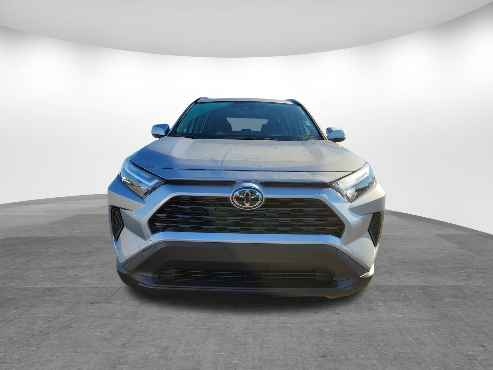 New 2025 Toyota RAV4 XLE w/ Convenience Package image 2