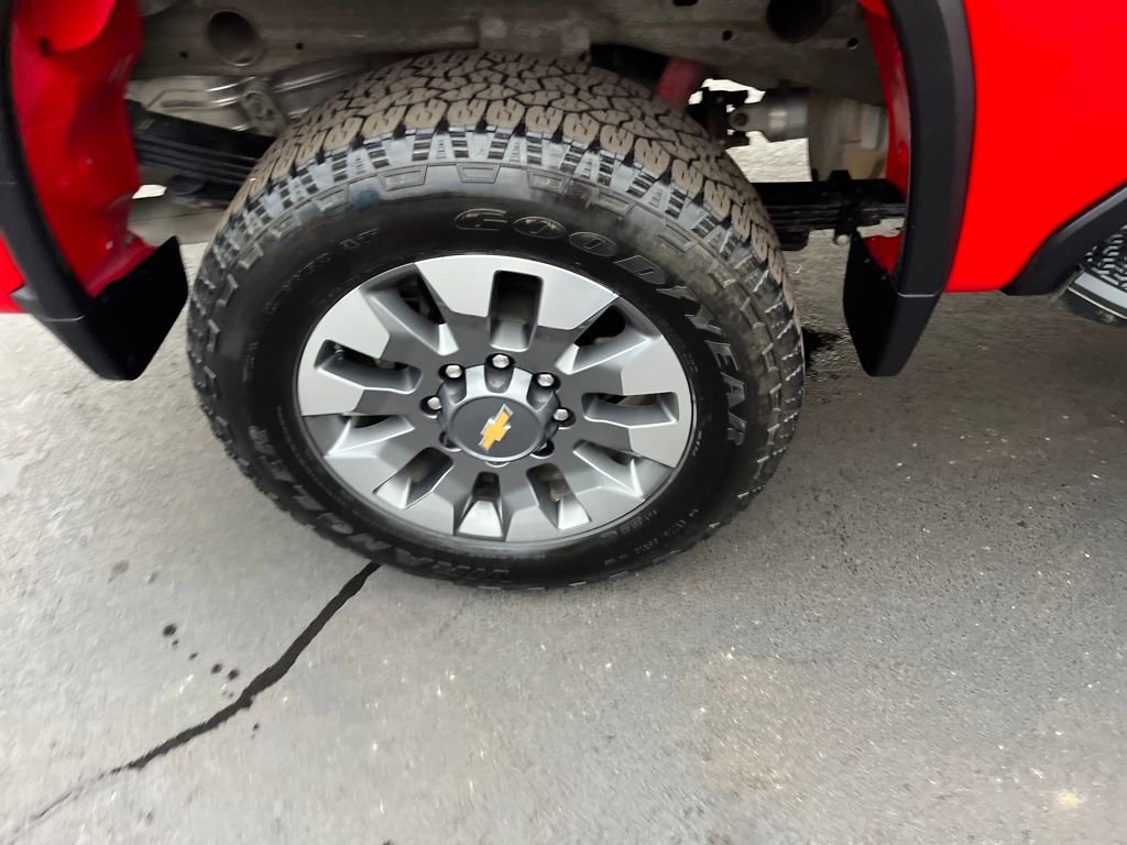 Used 2024 Chevrolet Silverado 2500 Custom w/ Custom Value Package image 33