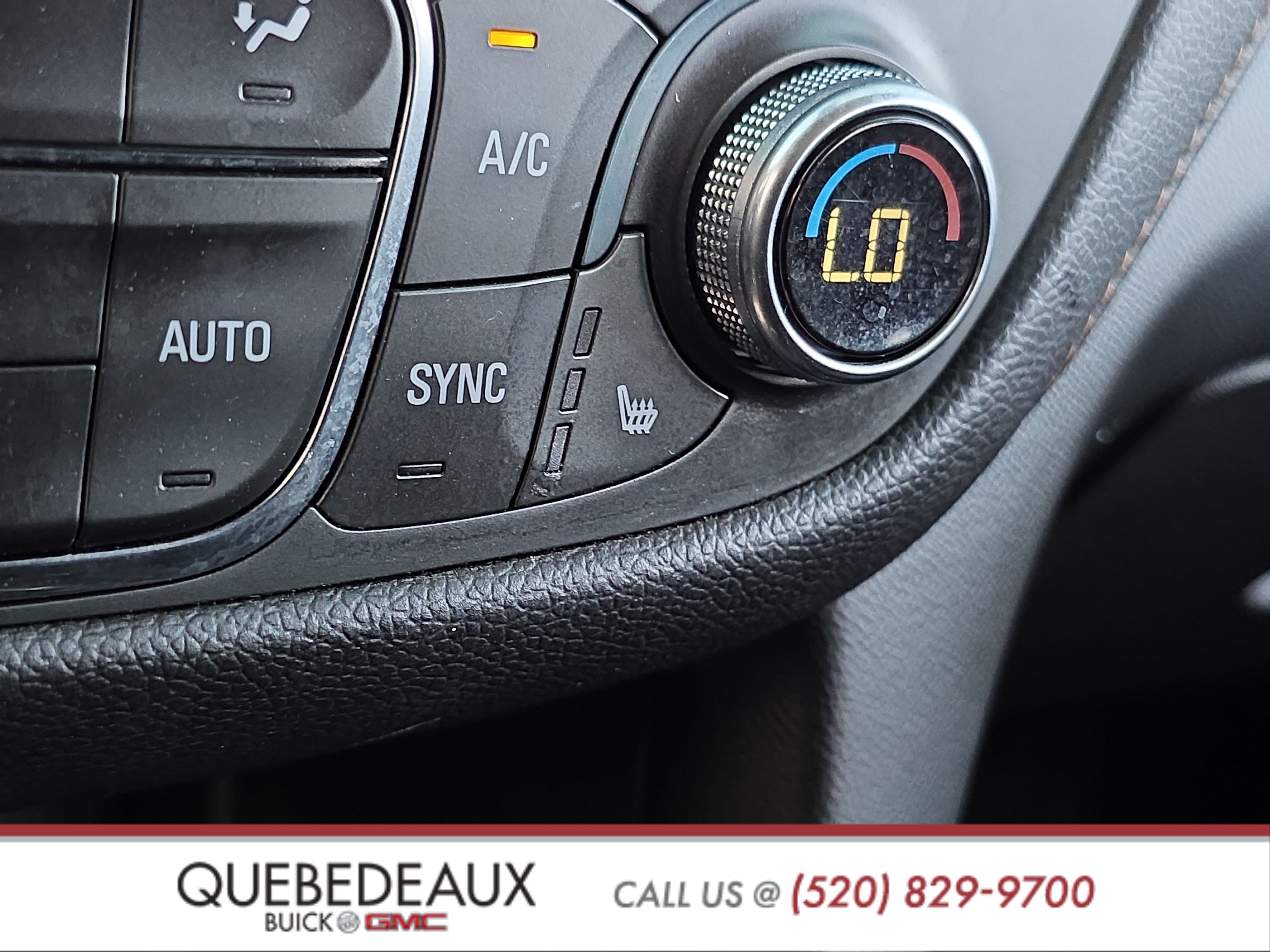 Used 2020 Chevrolet Equinox Premier w/ Premier Redline Edition FWD image 19