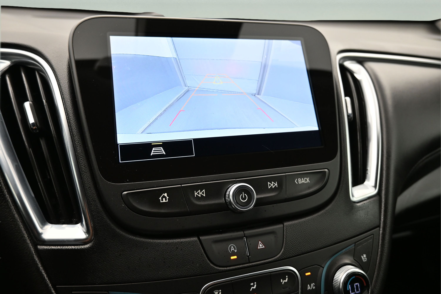 Used 2024 Chevrolet Malibu LT FWD image 10