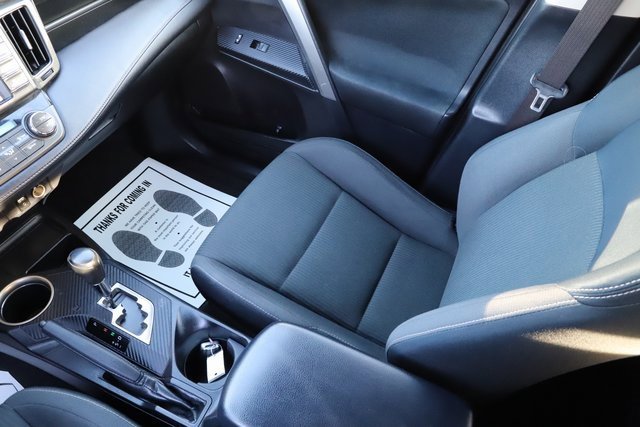 Used 2015 Toyota RAV4 XLE image 26