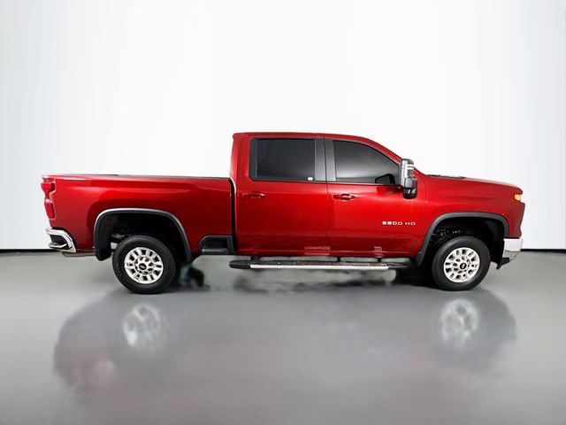 Used 2024 Chevrolet Silverado 2500 LT w/ Convenience Package image 9