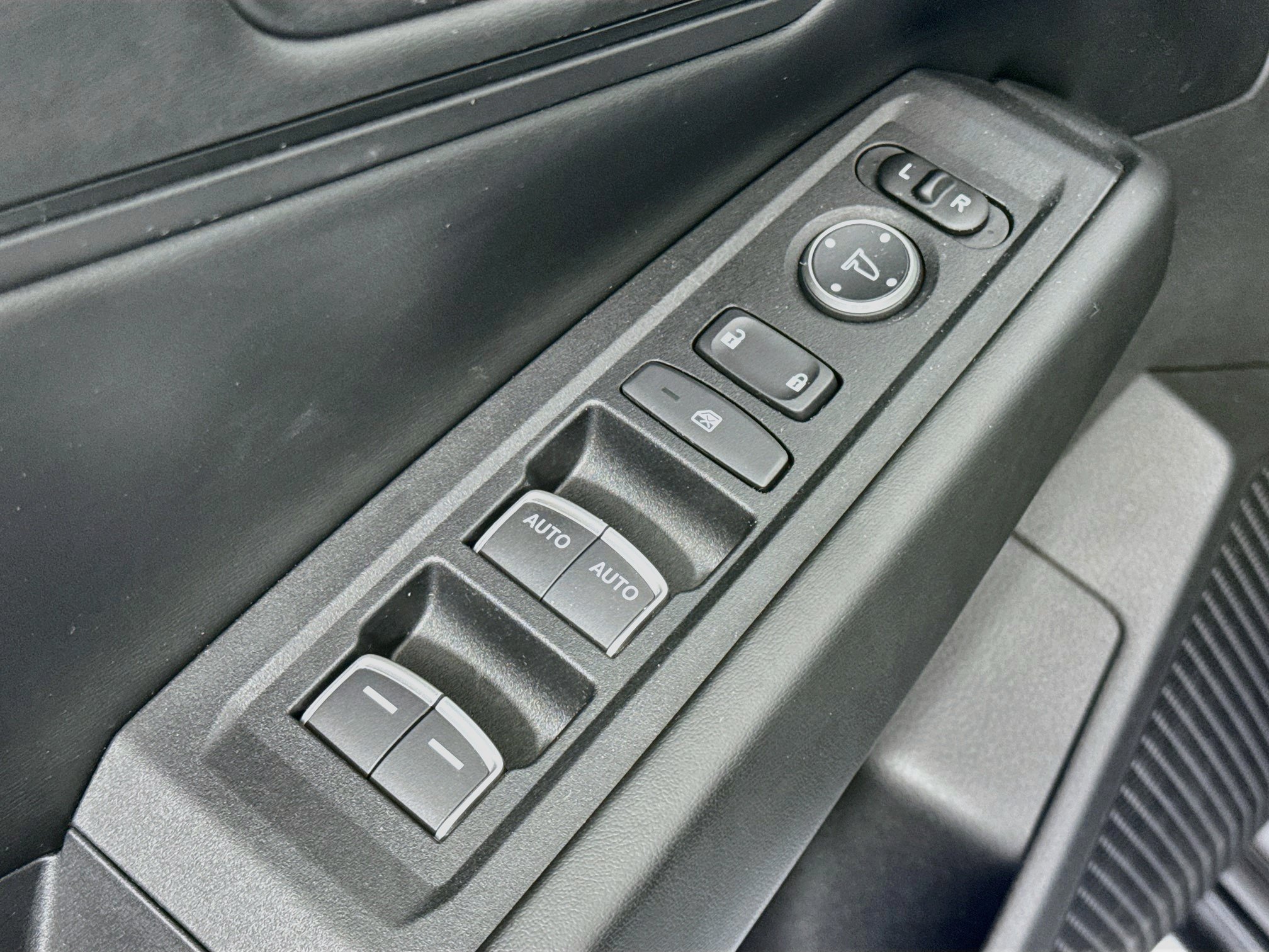Certified 2024 Honda Accord EX image 17