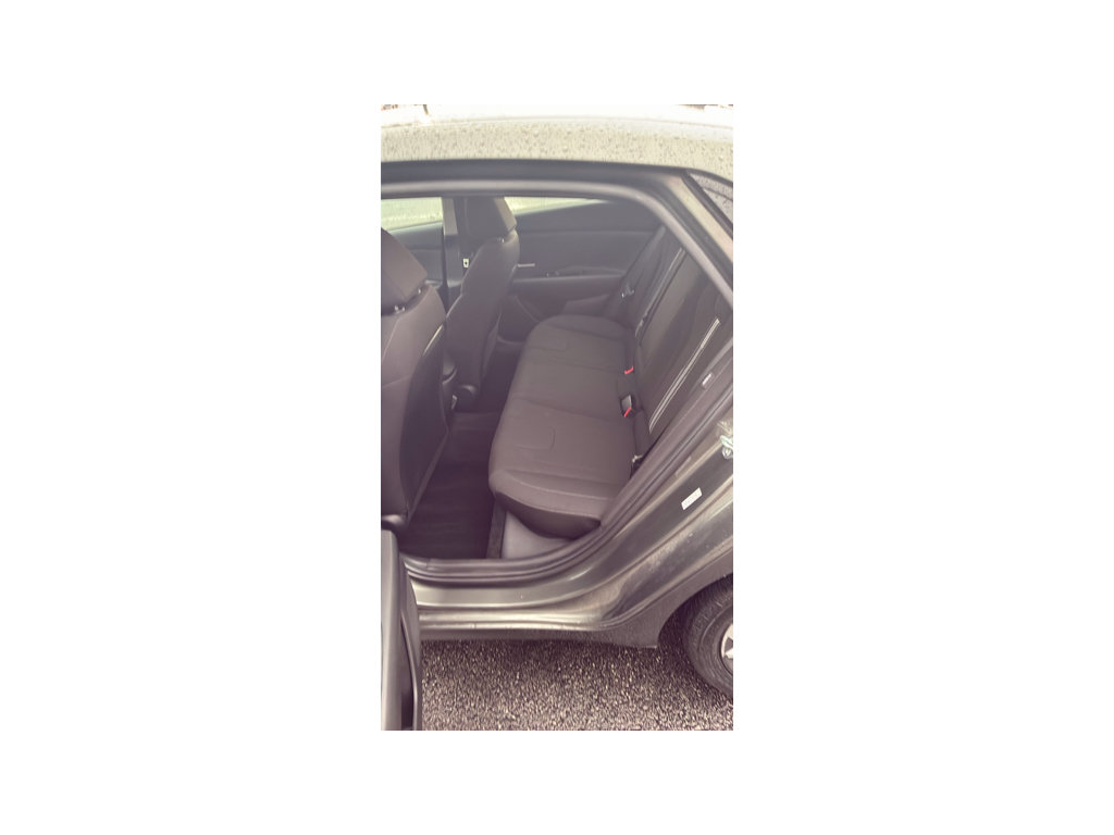 Used 2025 Hyundai Elantra SEL FWD image 10