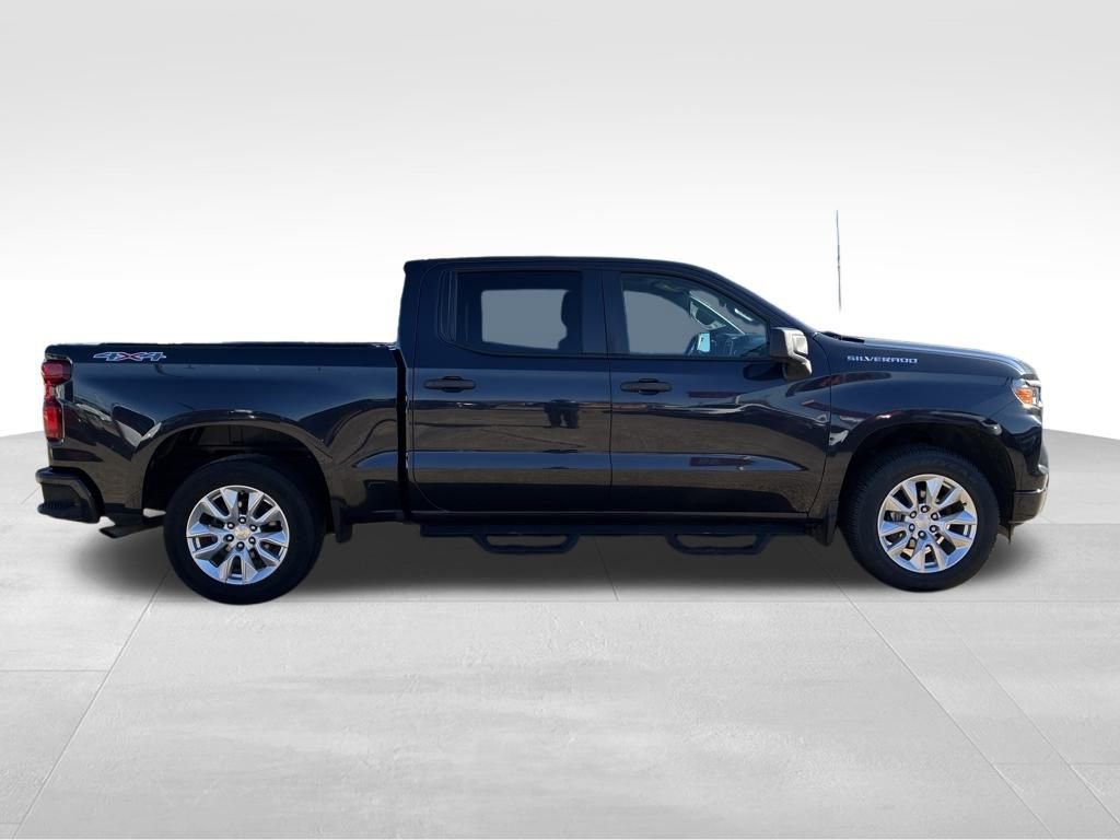 Used 2022 Chevrolet Silverado 1500 Custom image 7