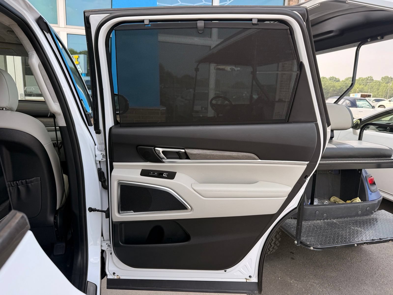 Used 2021 Kia Telluride SX w/ SX Prestige Package AWD/4WD image 24