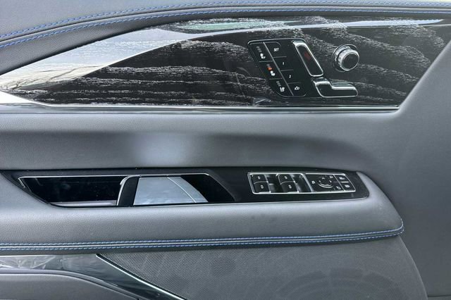 New 2026 Cadillac Escalade IQ Sport 1 w/ LPO, ONYX Package image 11