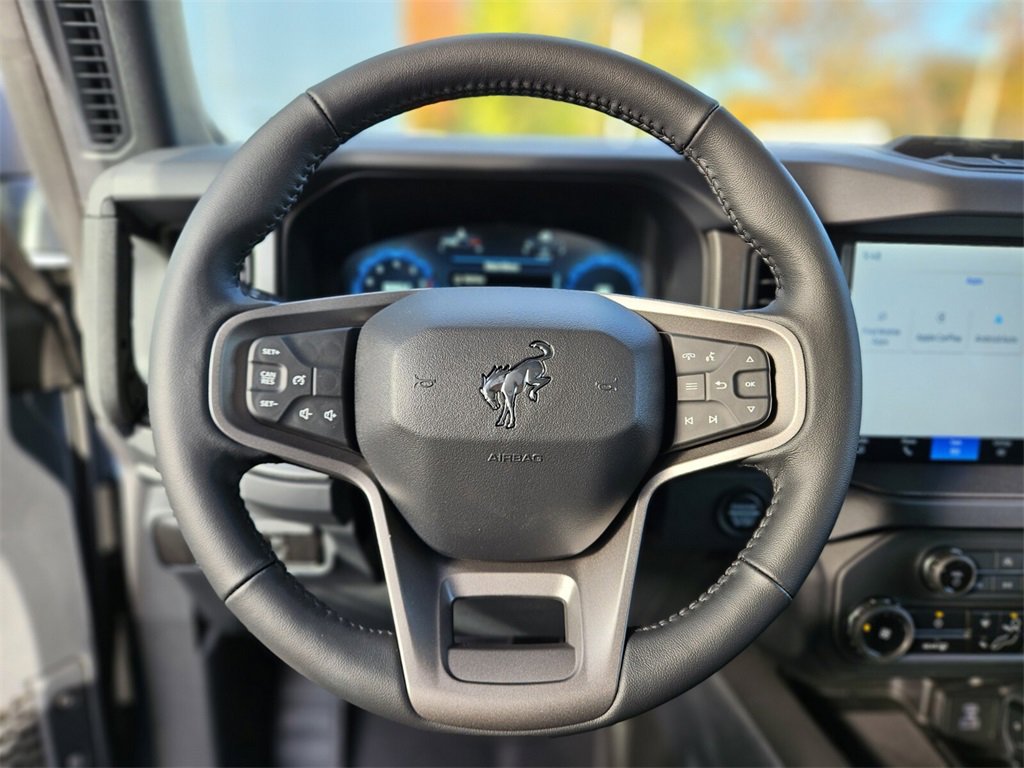 New 2025 Ford Bronco Badlands image 25