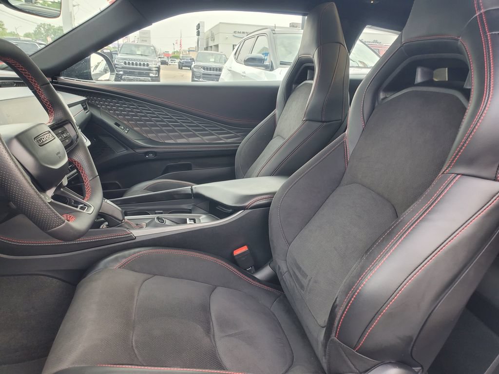 Used 2024 Dodge Charger Daytona Scat Pack w/ Plus Group AWD/4WD image 6