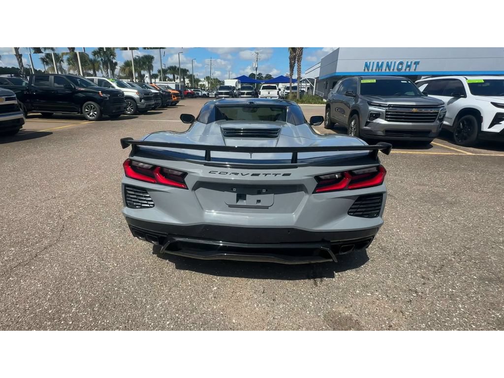 Used 2025 Chevrolet Corvette Stingray Premium Conv w/ Z51 Performance Package RWD image 3