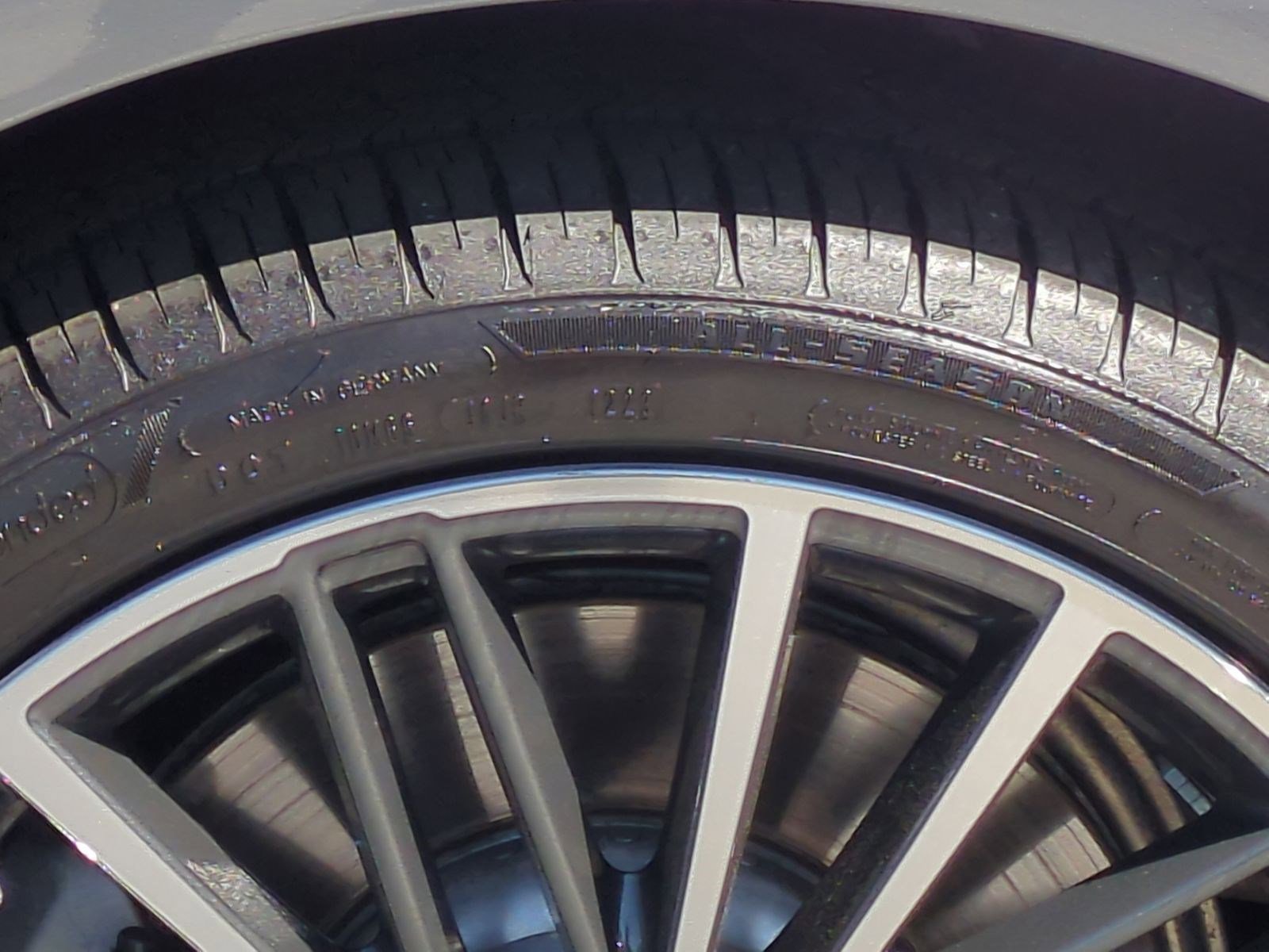 Certified 2023 BMW 530e xDrive 530e xDrive w/ Premium Package image 12