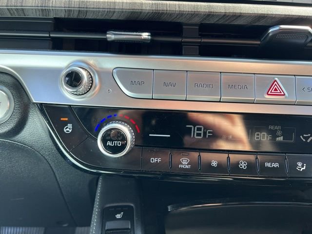 Certified 2023 Kia Telluride EX w/ EX Captain's Chair Package image 22