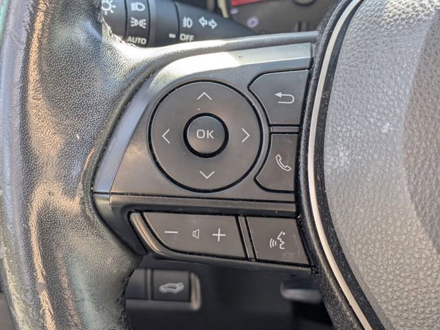 Used 2019 Toyota RAV4 XLE Premium image 17