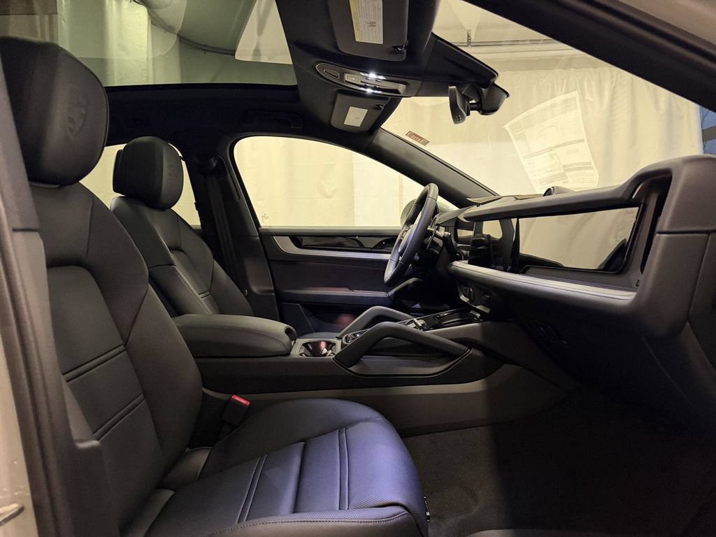 New 2026 Porsche Cayenne S AWD/4WD image 16