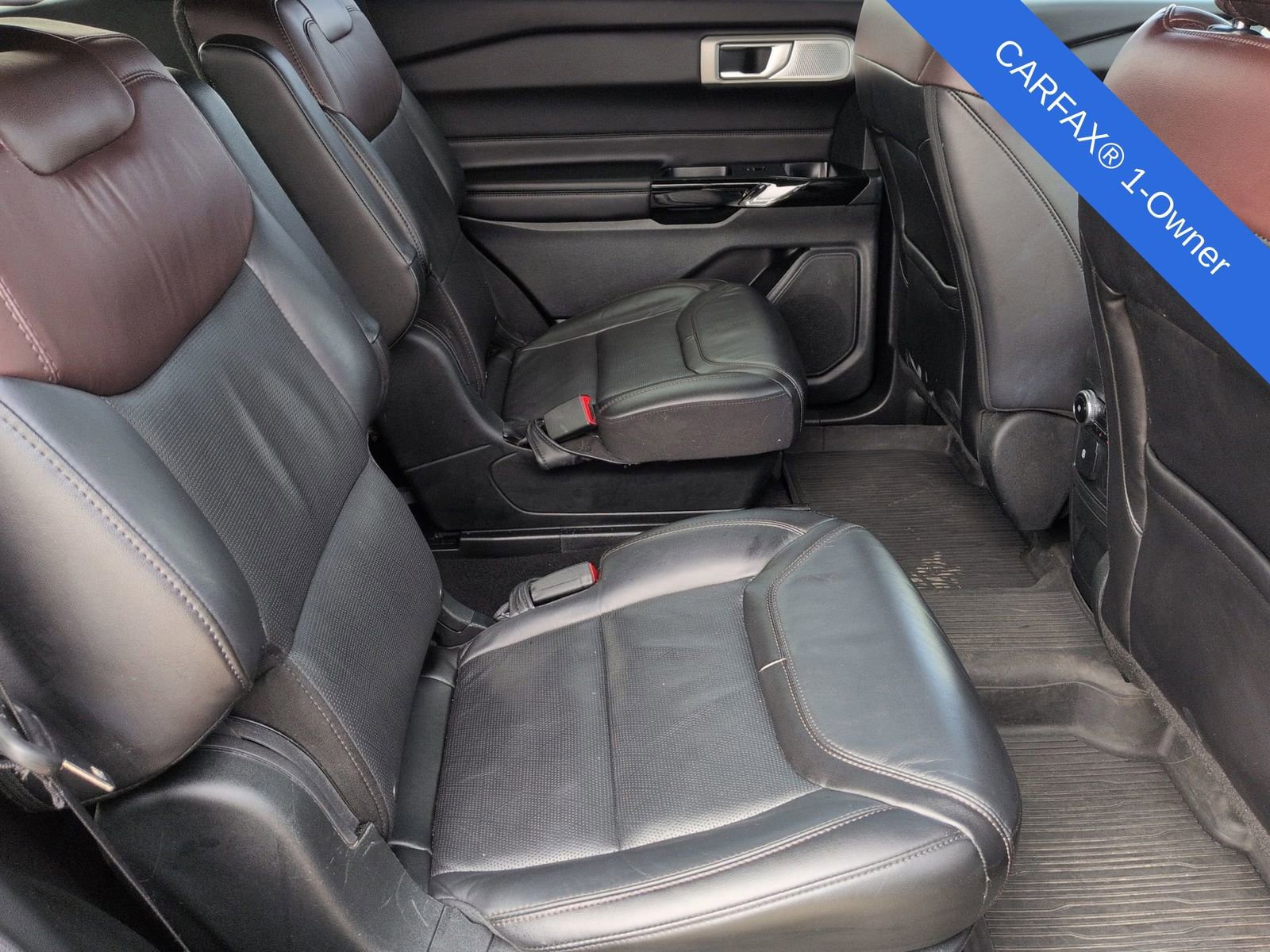 Used 2024 Ford Explorer Platinum w/ Technology Package image 25