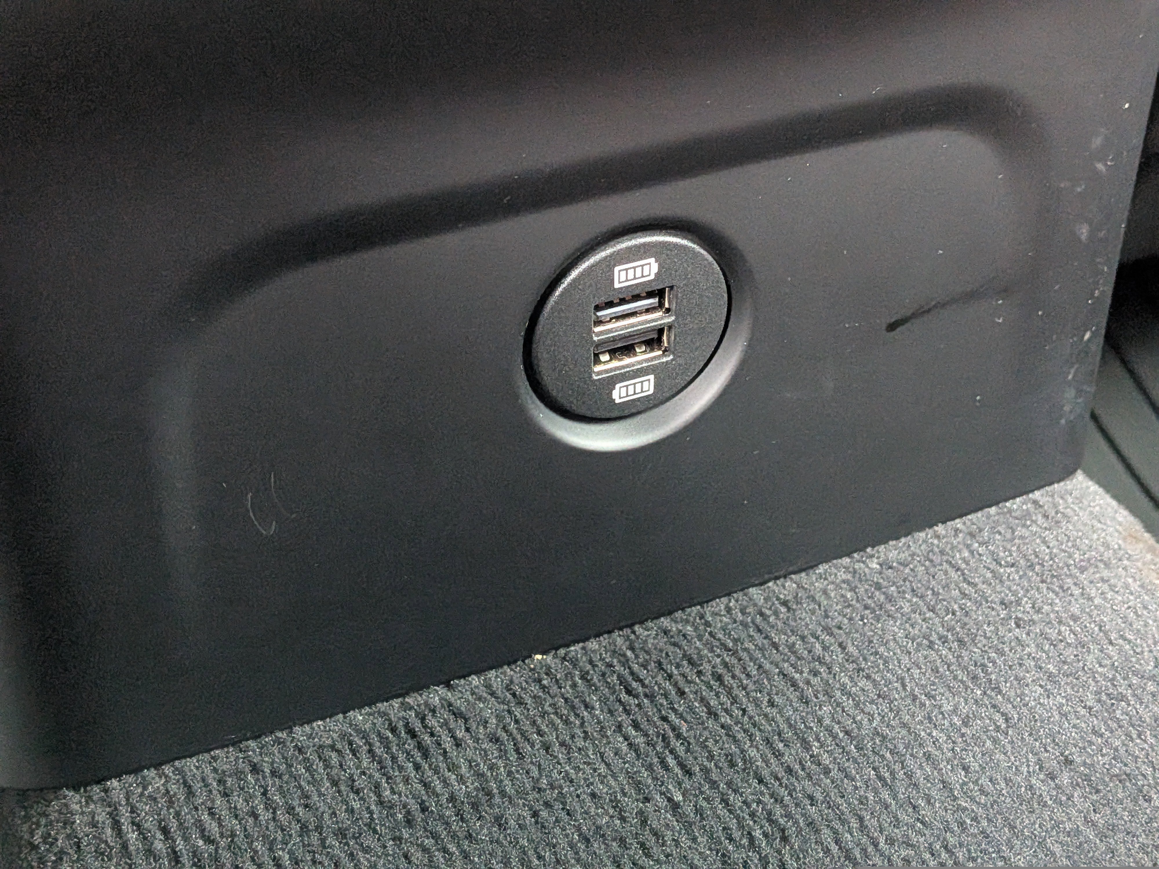 Used 2019 Porsche Macan S image 16