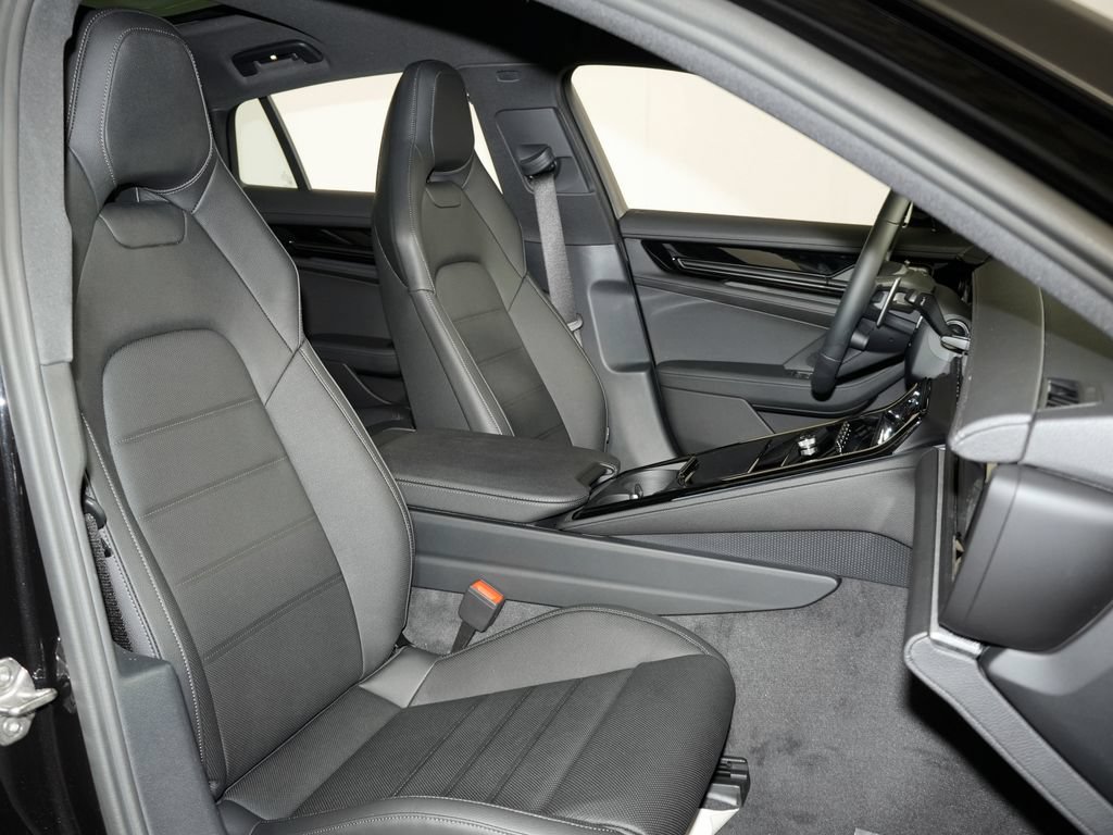 New 2026 Porsche Panamera 4 AWD/4WD image 39