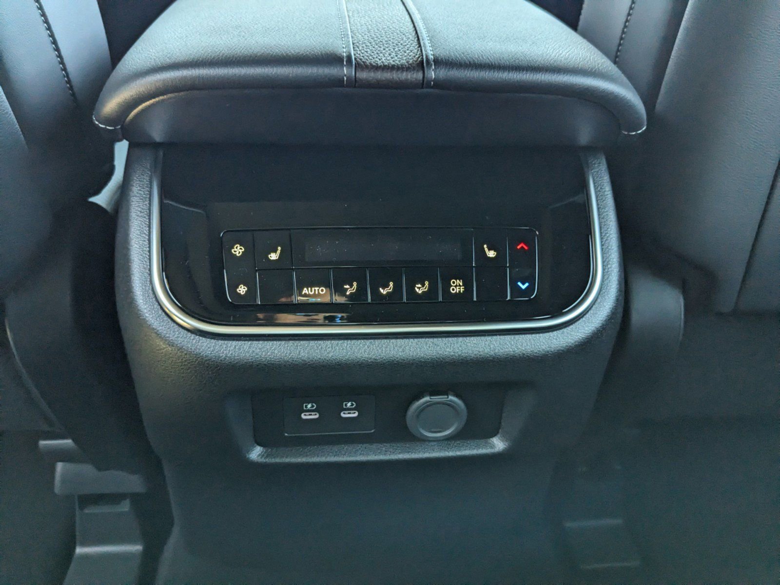 New 2026 Nissan Armada Platinum image 26