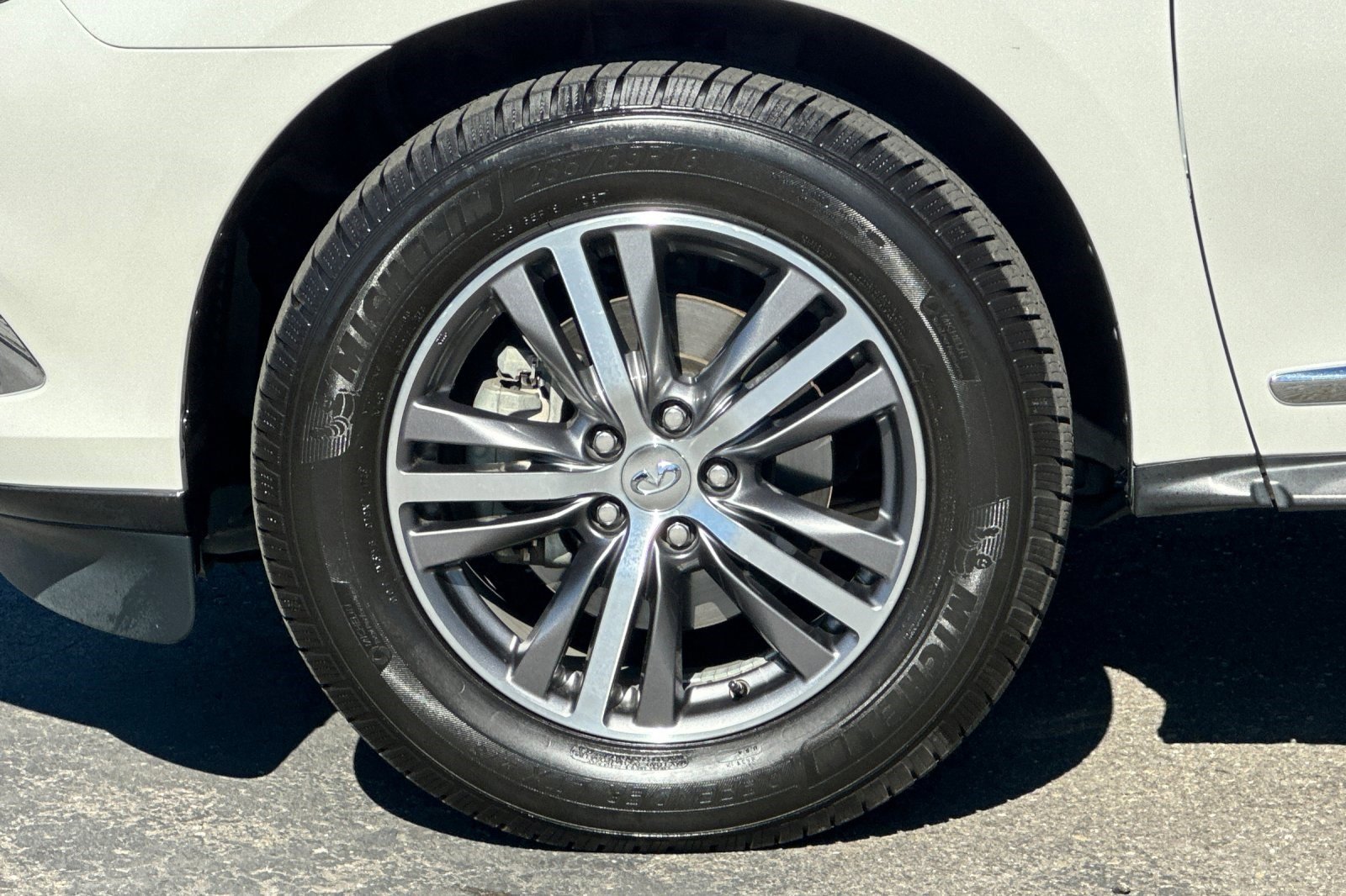 Used 2020 INFINITI QX60 Luxe image 38