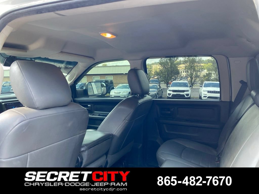 Used 2014 RAM 2500 Tradesman w/ Chrome Appearance Group AWD/4WD image 9