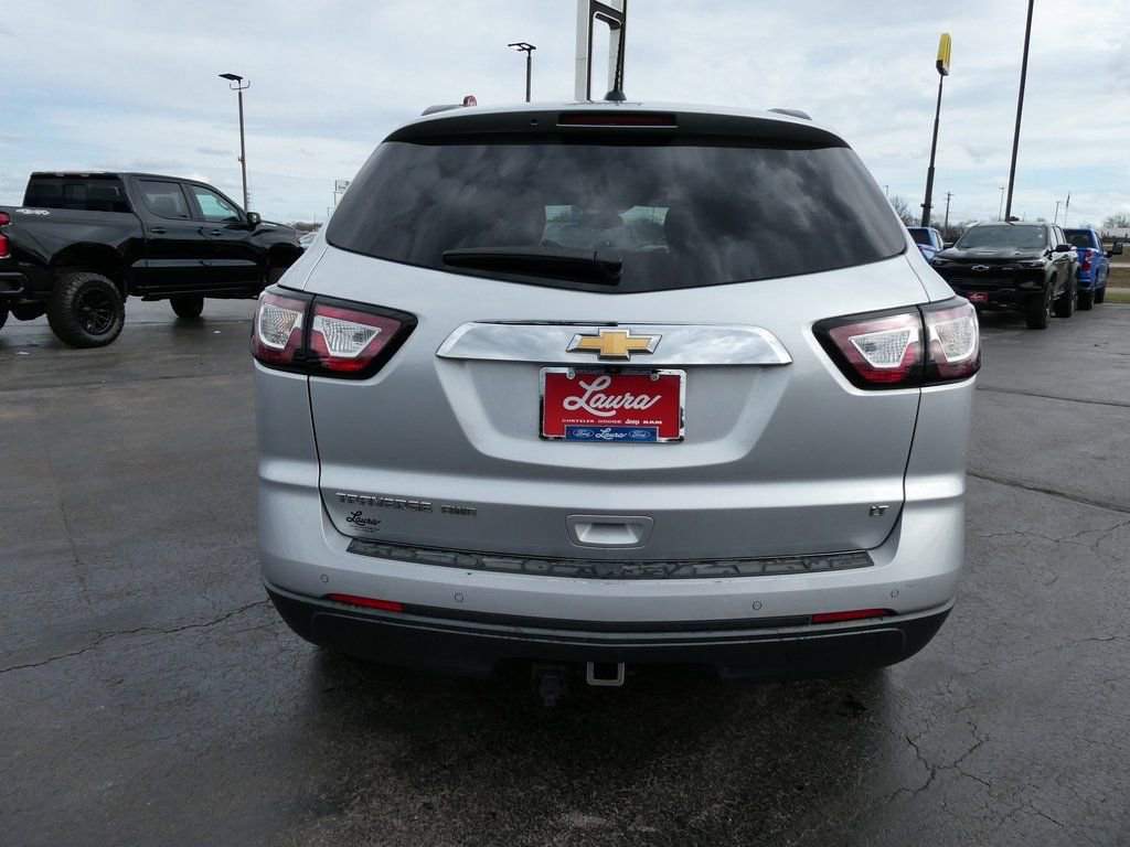 Used 2017 Chevrolet Traverse LT w/ Traveler's Package image 6